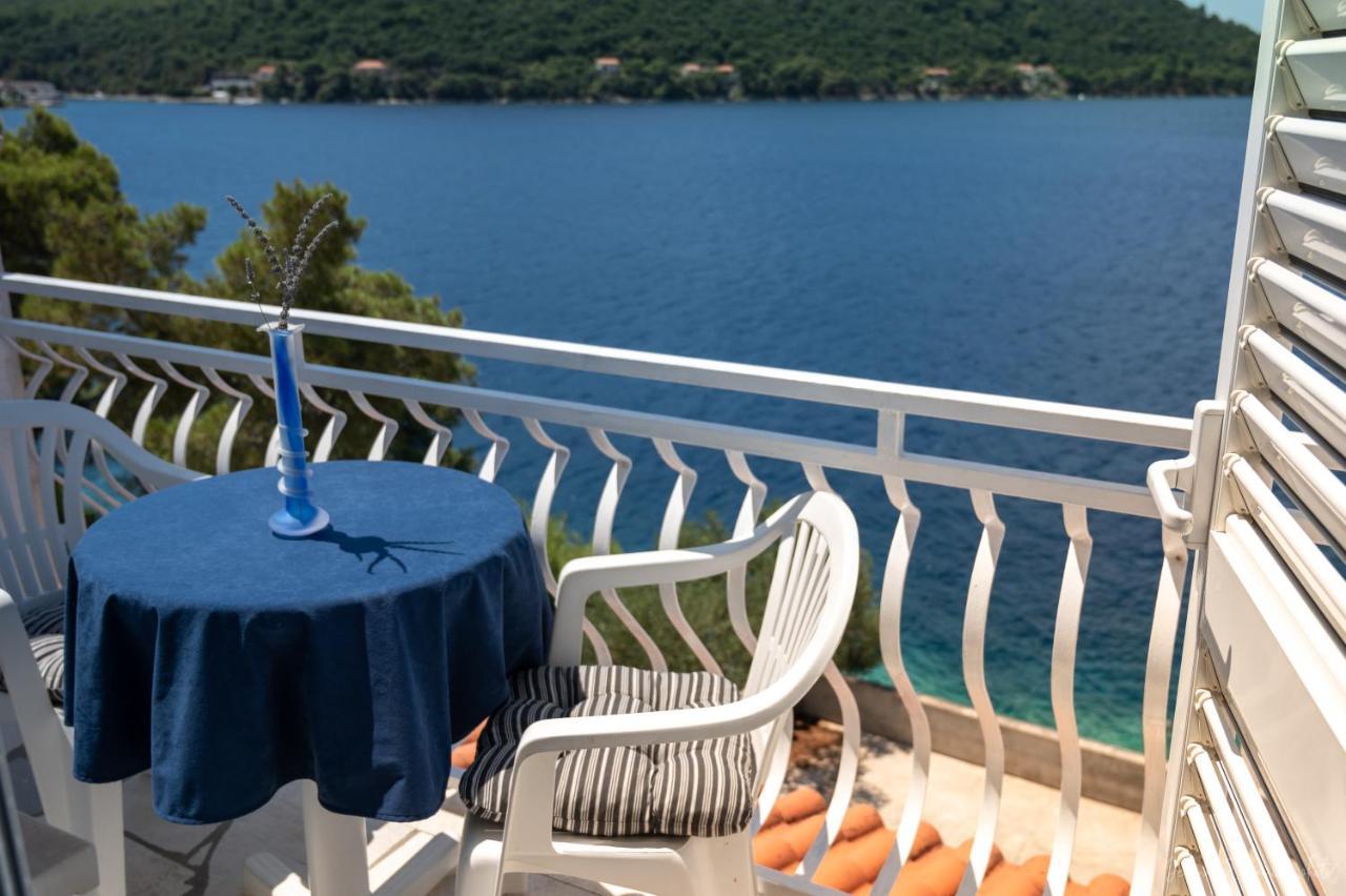 Apartments Lastovo Silic Exterior photo